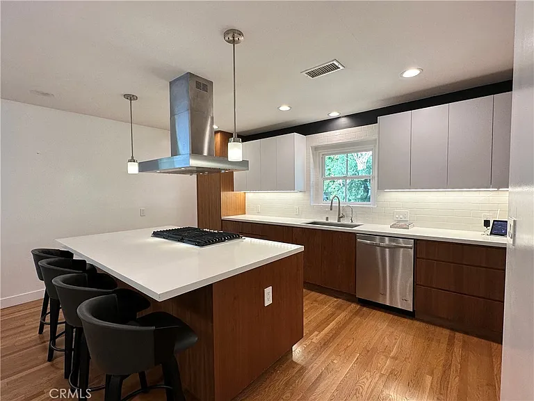 5301 Ethel Ave — Photo 7
