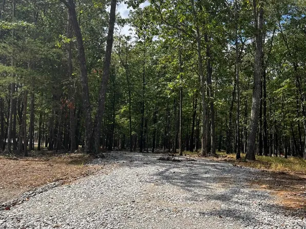 15069 Wade Point Rd SE, Huntsville, AL 35803