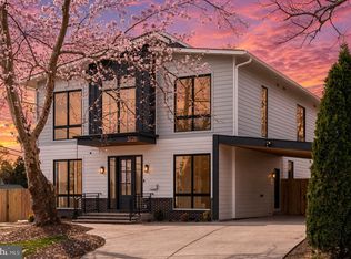 3126 Westley Rd, Falls Church, VA 22042