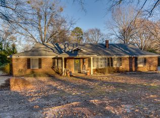 6 Roe Rd, Greenville, SC 29611