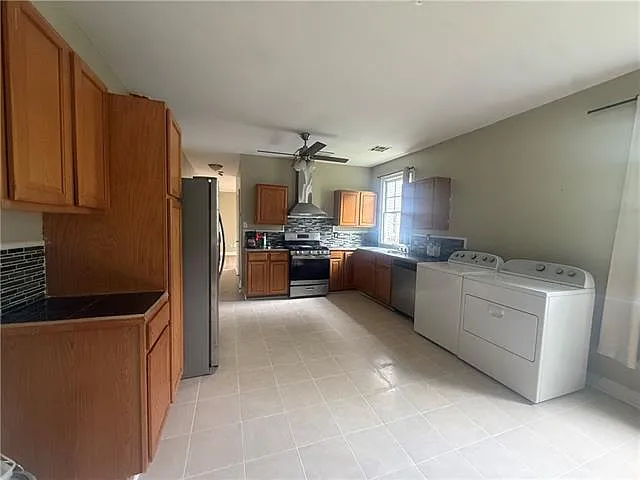 5547 Rosemary Pl — Photo 6