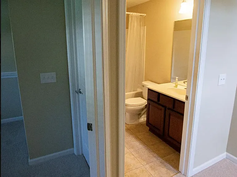 12657 Bourden Ln — Photo 2