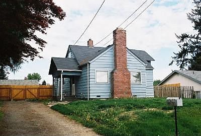 1st image of 1622 Scammell Ave NW