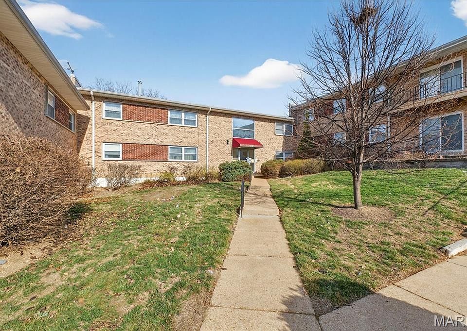 1st image of 10391 Forest Brook Ln APT C
