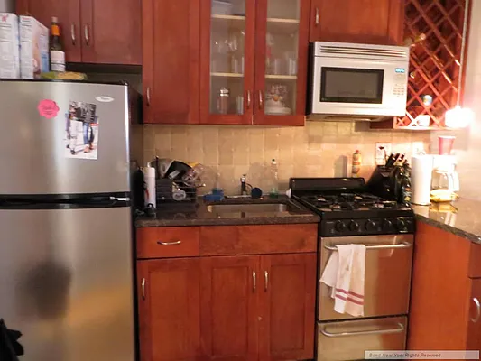 Rented by Bond New York | media 18