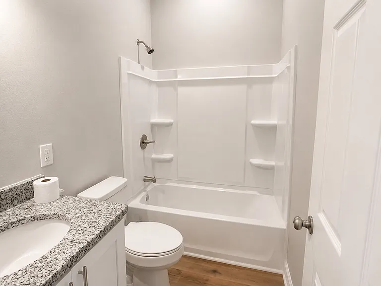 383 N Water Ave #2 — Photo 2