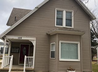 109 Oak St N, Mabel, MN 55954