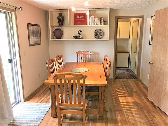 4th image of 10007 N Stevens Ln #B