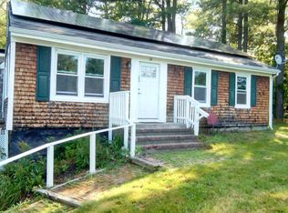 28 Shays St, Amherst, MA 01002