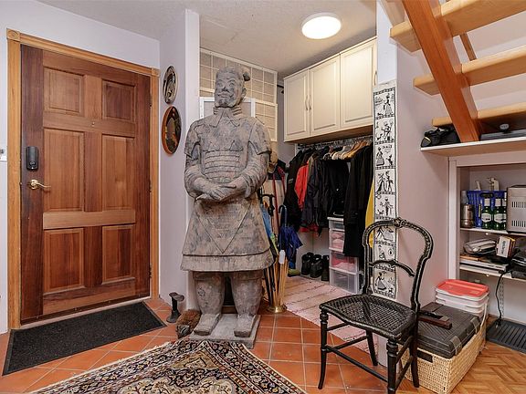 4th image of 10741 Chemainus Rd