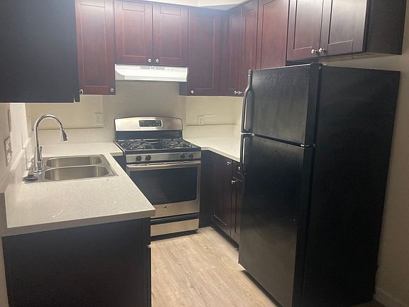 2nd image of 4076 42nd St #P4076-3