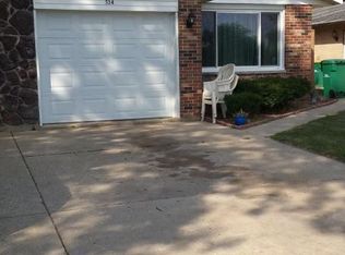 534 Charles St, Lockport, IL 60441