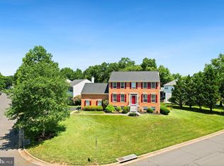 8759 Diamond Hill Dr, Bristow, VA 20136