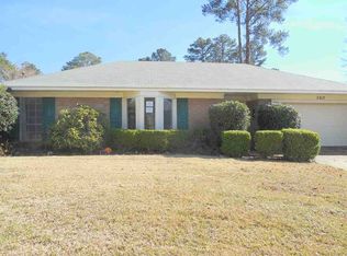 5917 Lake Trace Cir, Jackson, MS 39211