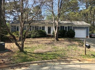 4612 Hunters Creek Ln, Raleigh, NC 27606