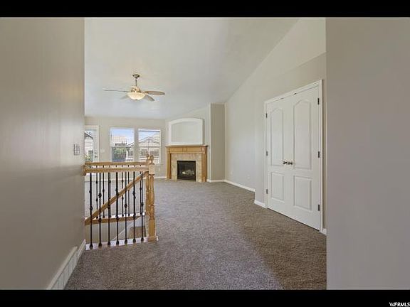3rd image of 2889 W Shady Hollow Ln