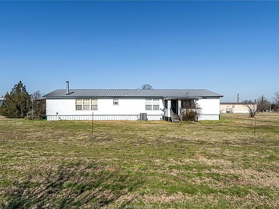 5th image of 4868 Sagebrush Dr