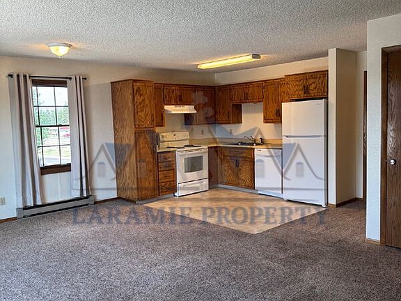 5th image of 1717 Fetterman Dr Unit 3