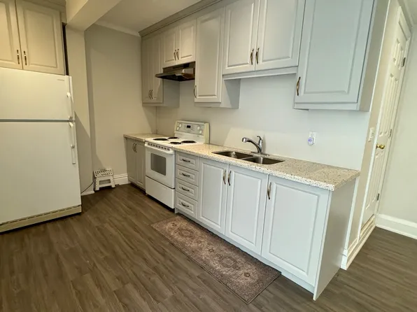 118 Main St E #1, Shelburne, ON L9V 3K5