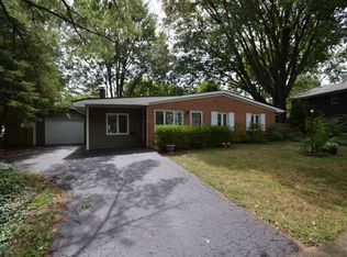 917 Caniff Rd, Columbus, OH 43221