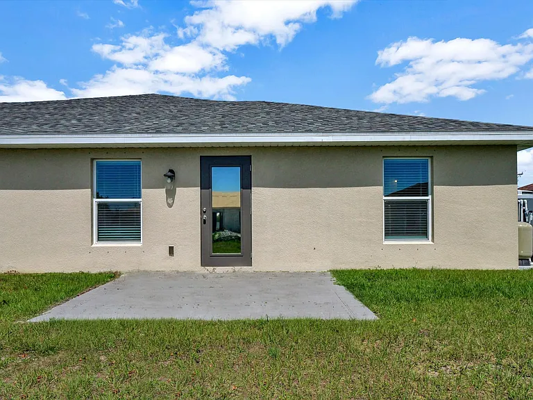 1014 Diplomat Pkwy W — Photo 31