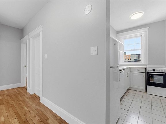 5th image of 77 Parkman St APT 4