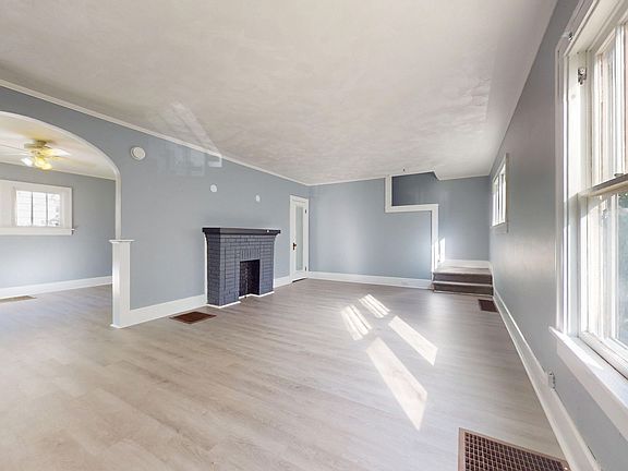 2nd image of 268 Rowland Ave