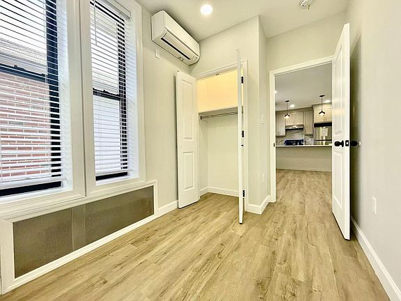 5th image of 2052 76th St #2