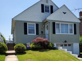 204 Floral Ln, Carlstadt, NJ 07072