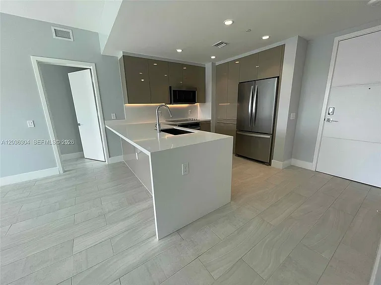 2000 Metropica Way #307 — Photo 11