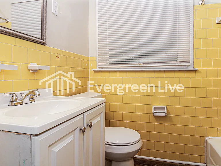 513 Forest Hills Dr — Photo 13