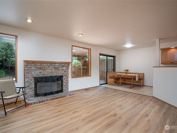 3rd image of 3915 47th Street NW #2