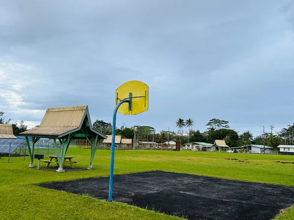 Kaku St, Pahoa, HI 96778