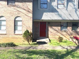 119 Golfcrest Ln, Oak Ridge, TN 37830