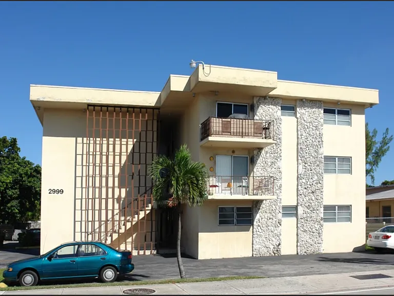 2999 W Flagler St — Photo 4