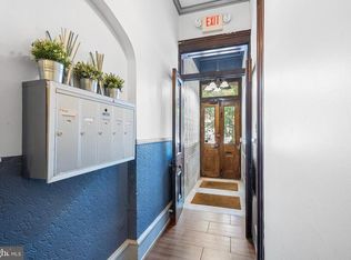 1712 Green St #A, Philadelphia, PA 19130