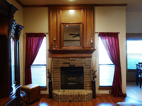 5th image of 3912 Morningstar Dr
