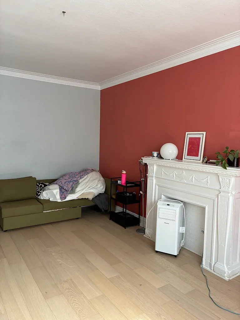 Studio, 400 sqft, $1,450 — Photo 2