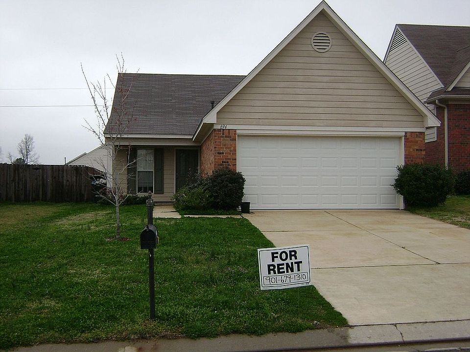 1st image of 694 Grant Dr
