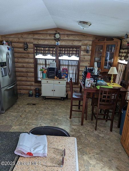 3rd image of 18 Whites Lane