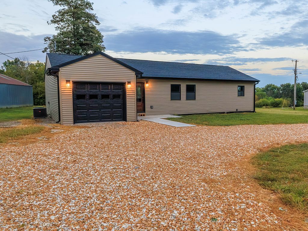 8930 Highway 15 - Property Image