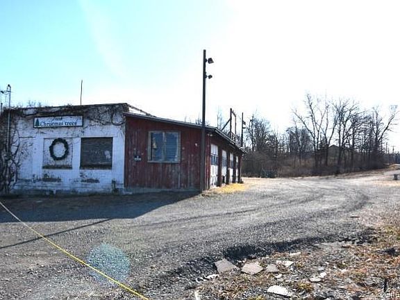 2nd image of 1104 State Route 28