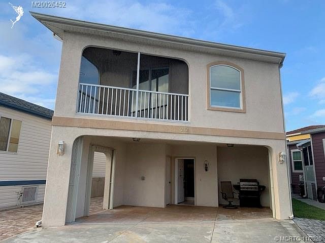 1st image of 212 Nettles Blvd