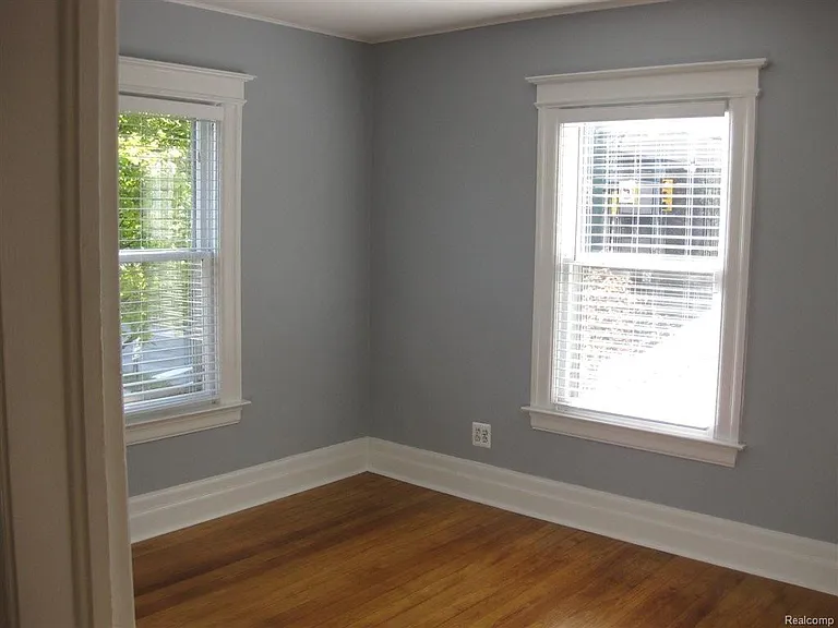 287 Oakland Ave — Photo 11