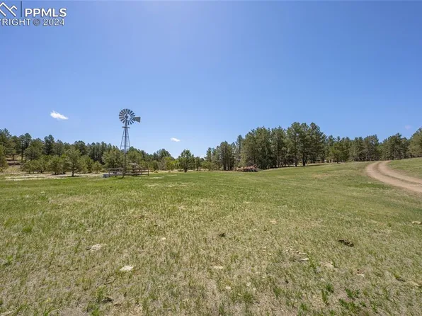 39832 Onyx Trl, Deer Trail, CO 80105