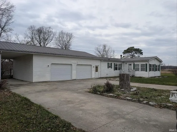 202 Summer St, Butler, IN 46721