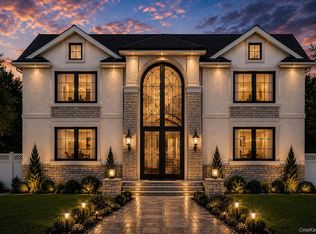 (Undisclosed Address), East Meadow, NY 11554