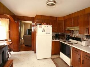 26 Elm St, Georgetown, MA 01833