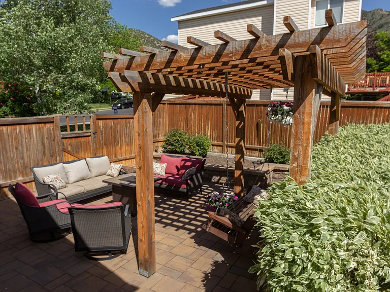 1452 Mountain Rd — Photo 25