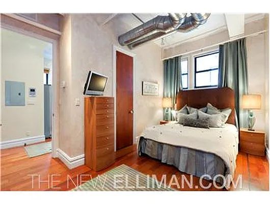 Sold by Douglas Elliman | media 10